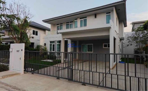 Moobaan Manthana Bangna - Wongwaen House for Rent